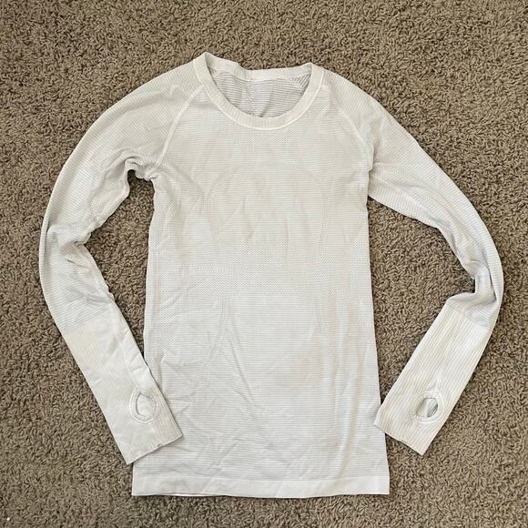 Lululemon Swiftly Tech Long Sleeve Crew in Heathered Silver Fox sz 4 - Picture 14 of 14